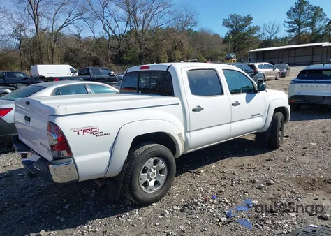 2011 Toyota Tacoma Prerunner V6 из США, поврежденный, VIN 3TMJU4GN1BM114669